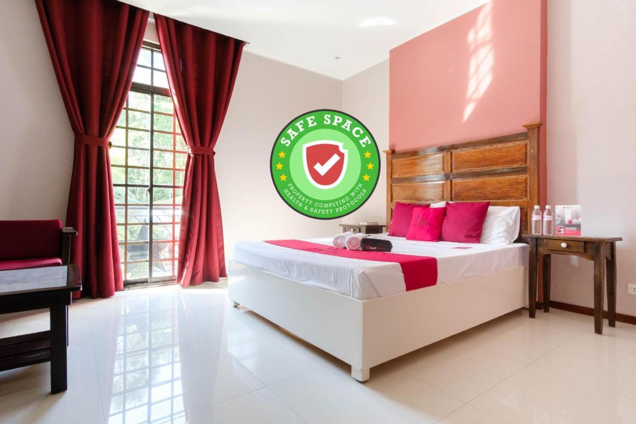 Reddoorz Plus @ West Nautical Road Puerto Galera Εξωτερικό φωτογραφία