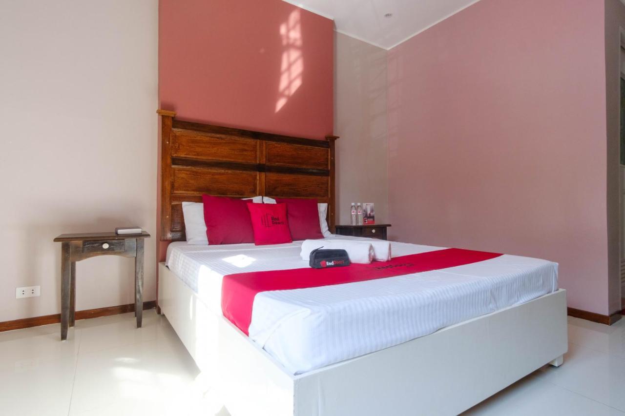 Reddoorz Plus @ West Nautical Road Puerto Galera Εξωτερικό φωτογραφία