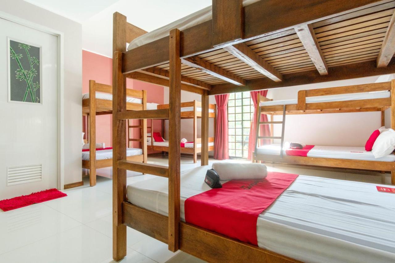 Reddoorz Plus @ West Nautical Road Puerto Galera Εξωτερικό φωτογραφία
